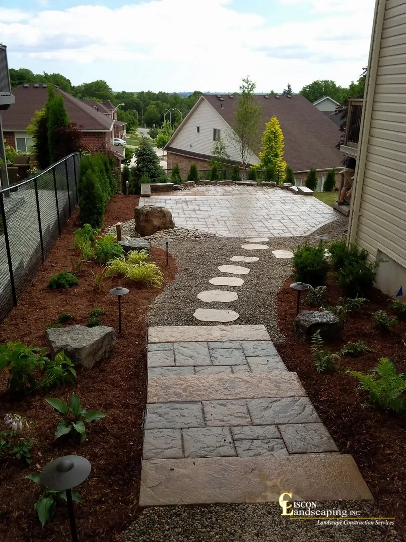 Ciscon Landscaping & Outdoor Living