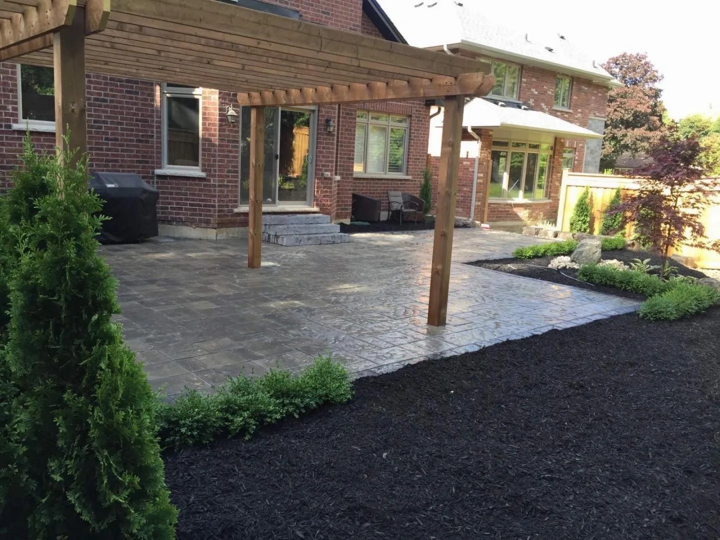 Ciscon Landscaping & Outdoor Living