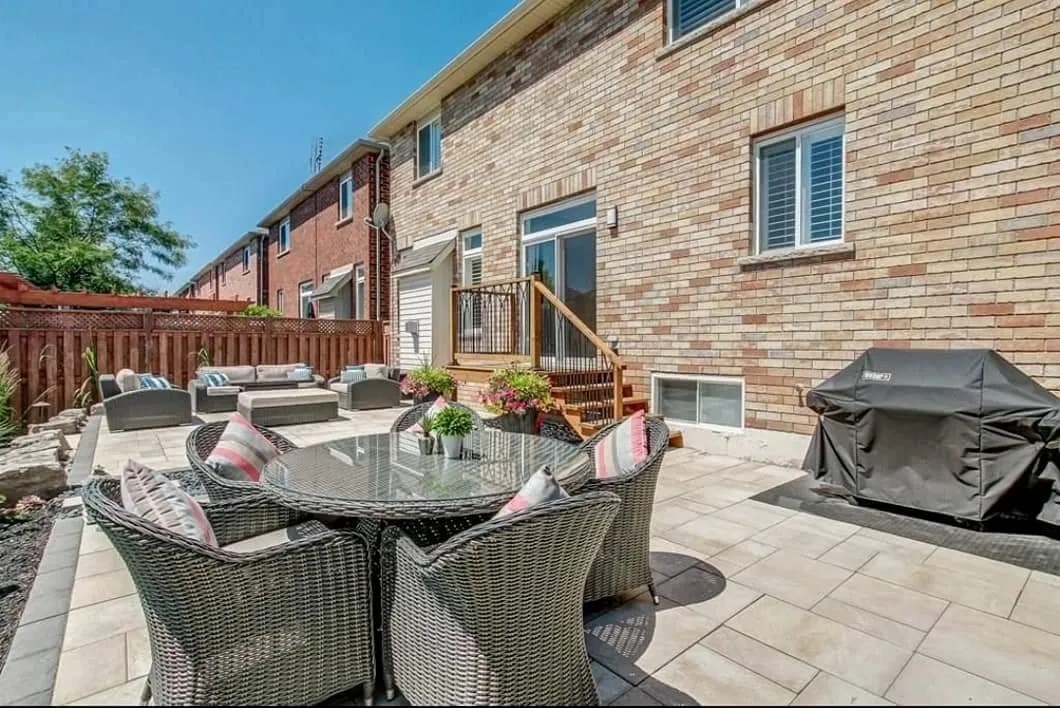 Ciscon Landscaping & Outdoor Living