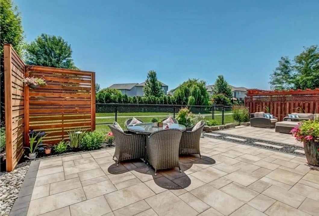 Ciscon Landscaping & Outdoor Living