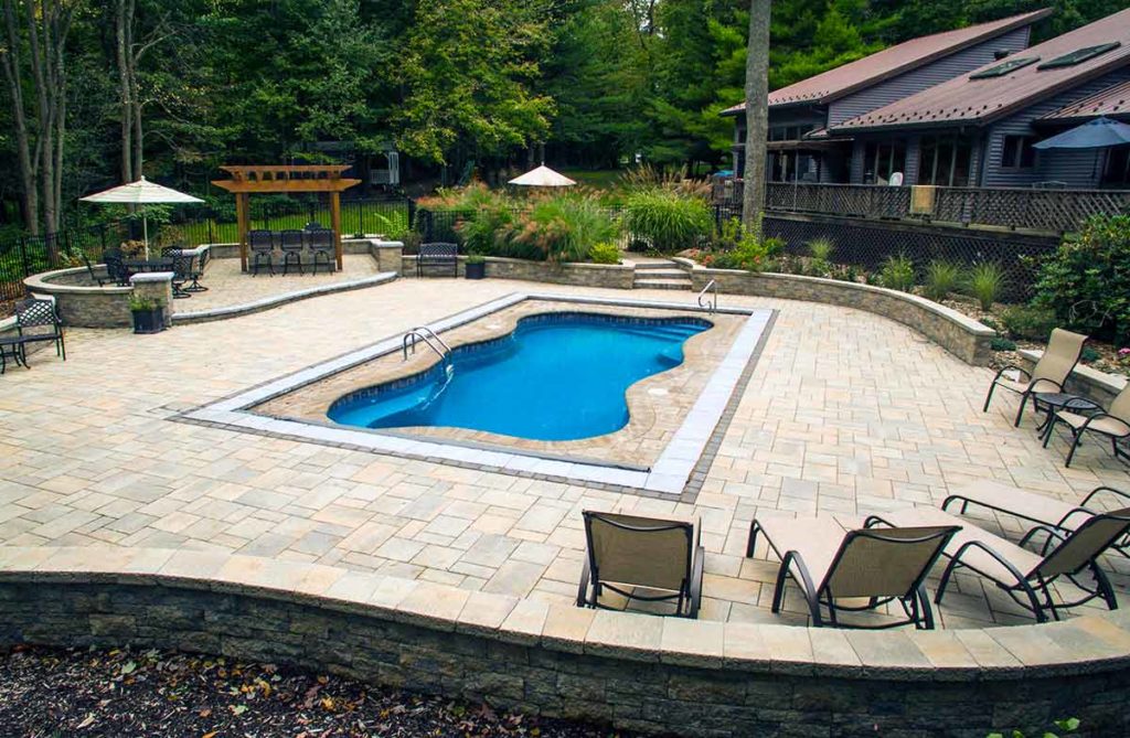 Ciscon Landscaping & Outdoor Living